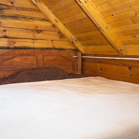 Lovcen Mountain Cottages Njegusi Oda fotoğraf