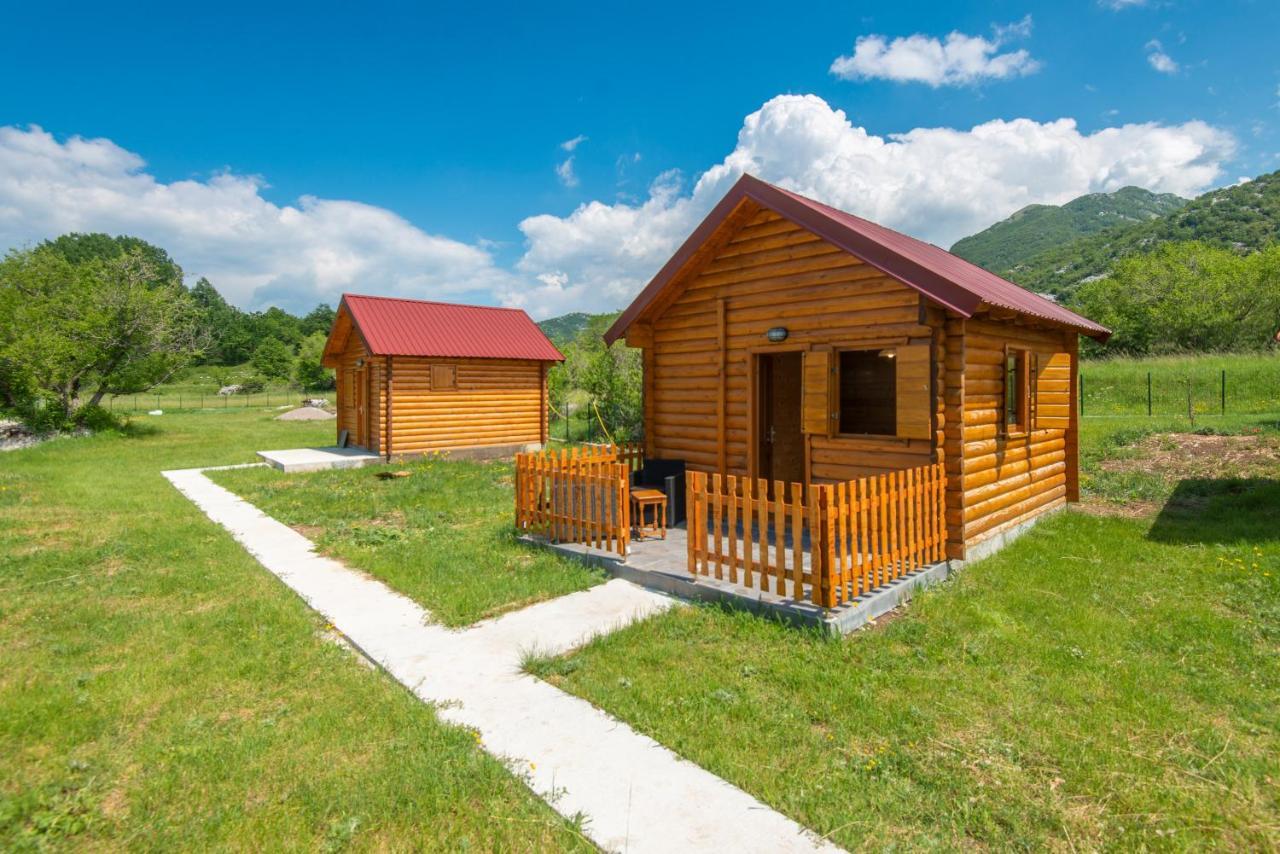 Lovcen Mountain Cottages Njegusi Dış mekan fotoğraf