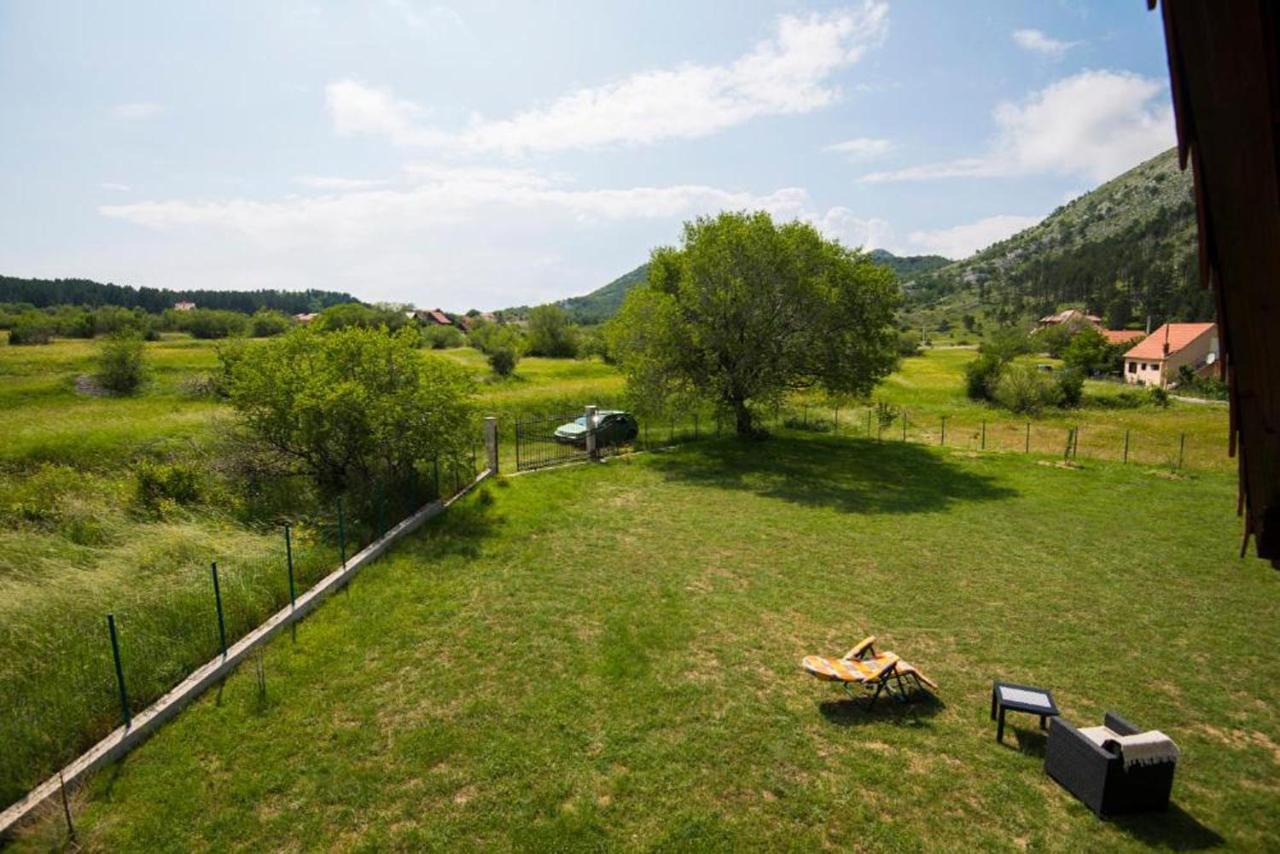 Lovcen Mountain Cottages Njegusi Dış mekan fotoğraf
