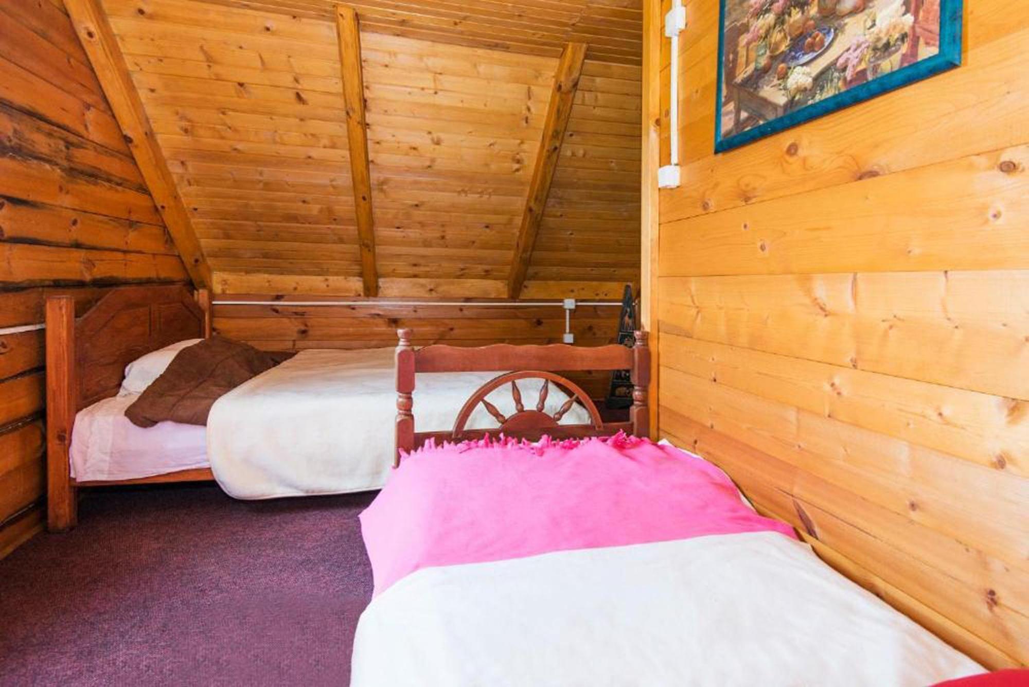 Lovcen Mountain Cottages Njegusi Oda fotoğraf